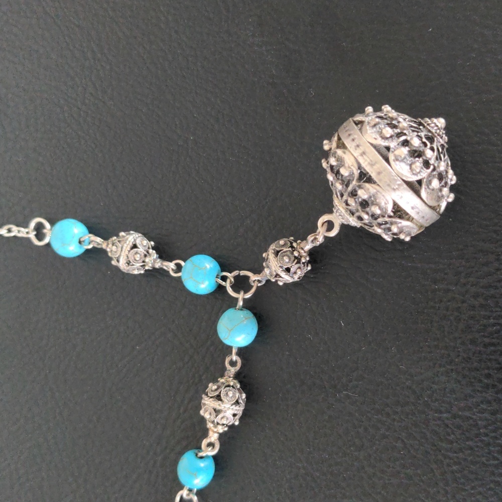 Vintage silver tone exotic filigree necklace with blue turquoise (?) stones - Picture 4 of 7